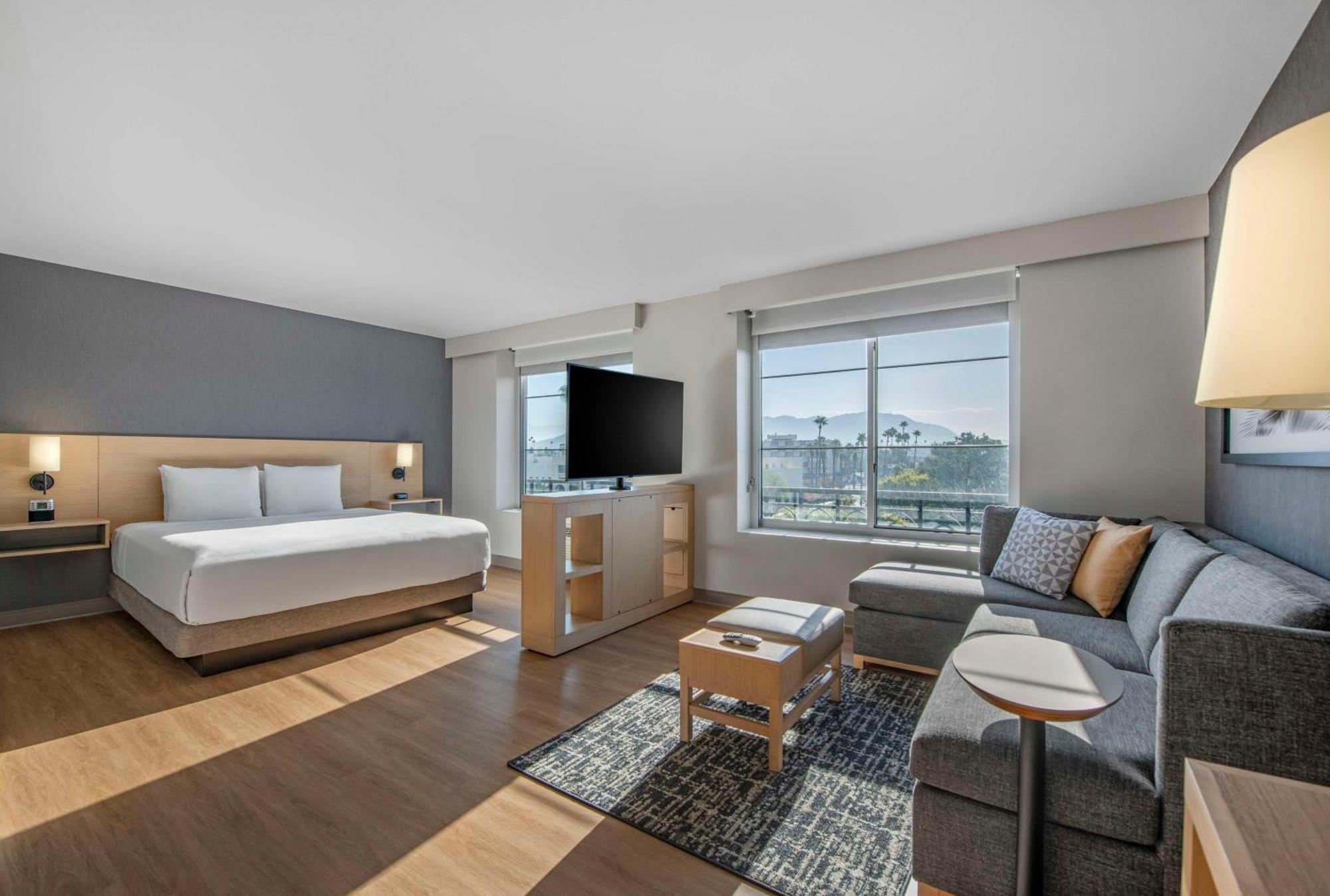 Hyatt Place Riverside Downtown Екстериор снимка