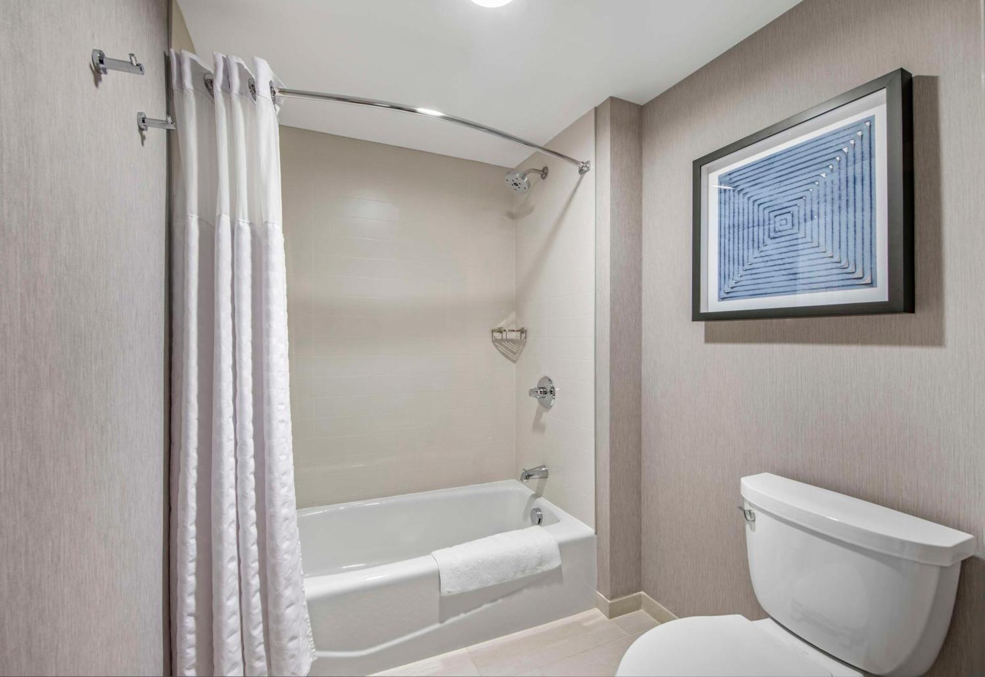 Hyatt Place Riverside Downtown Екстериор снимка